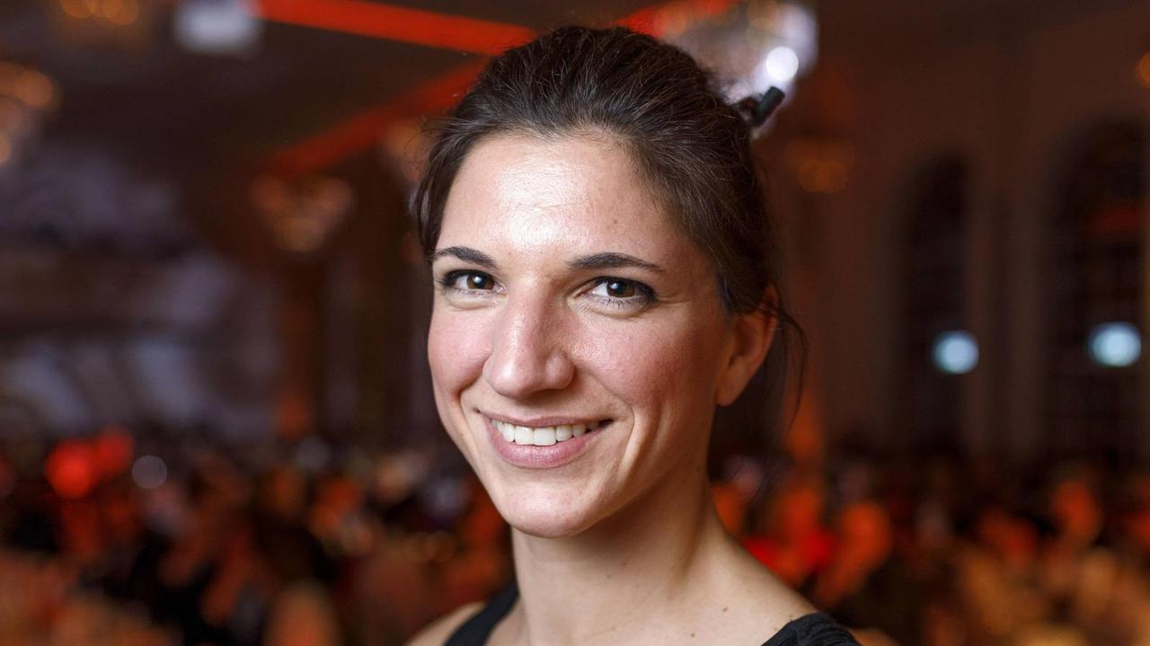 Boxerin Nadine Apetz (2017) Boxerin Nadine Apetz (2017)