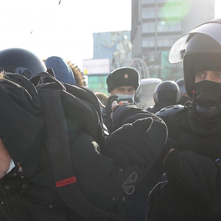 Proteste für den inhaftieren Politiker Alexej Nawalny, hier in Novosibirsk am 31. Januar 2021