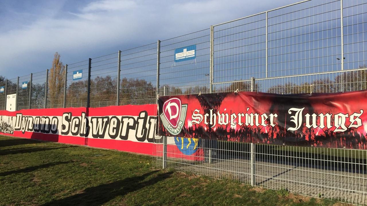 Leider liegt für dieses Bild keine Bildbeschreibung vor Leider liegt für dieses Bild keine Bildbeschreibung vor