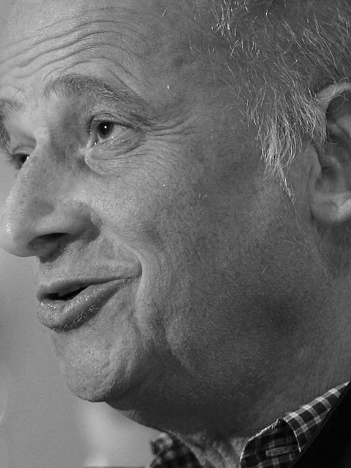 Porträtfoto des Schweizer Theaterregisseurs Luc Bondy