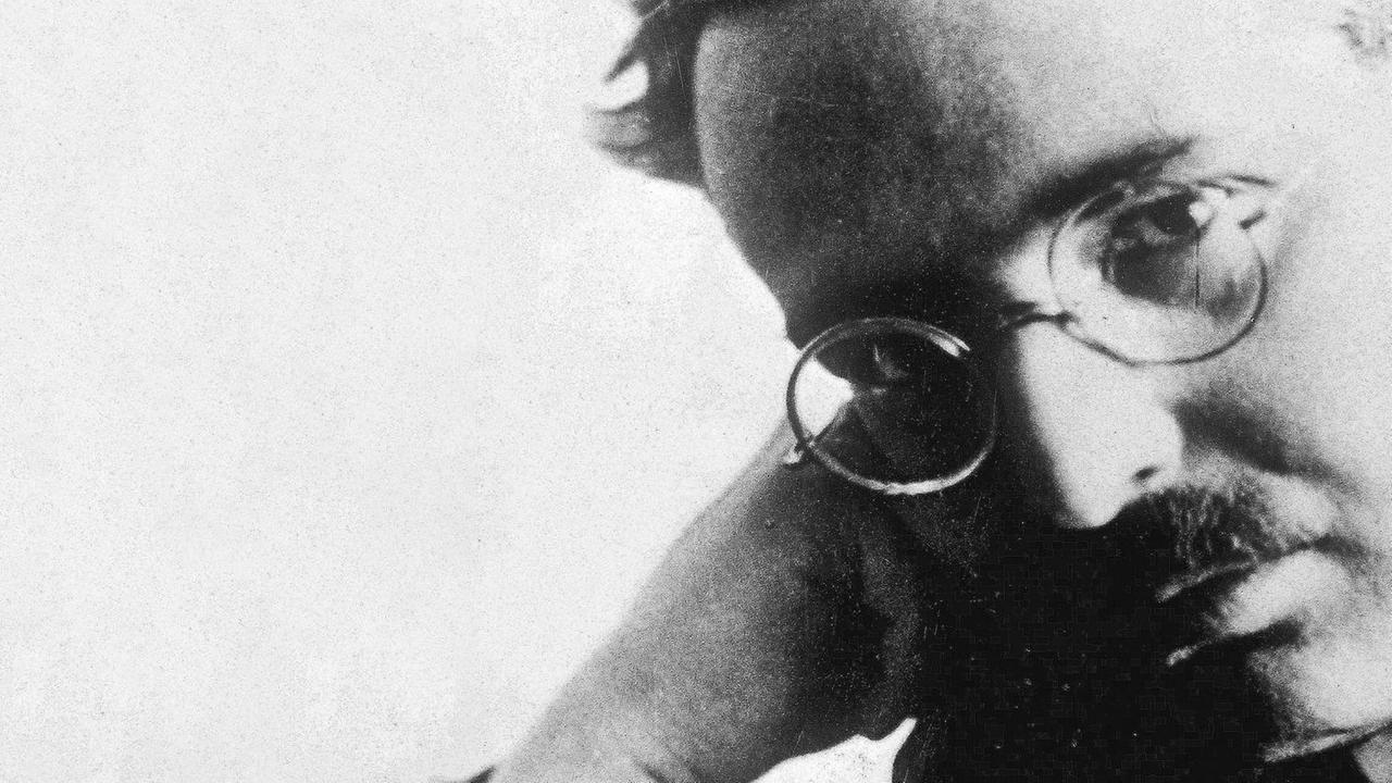 Porträt von Walter Benjamin. Porträt von Walter Benjamin.