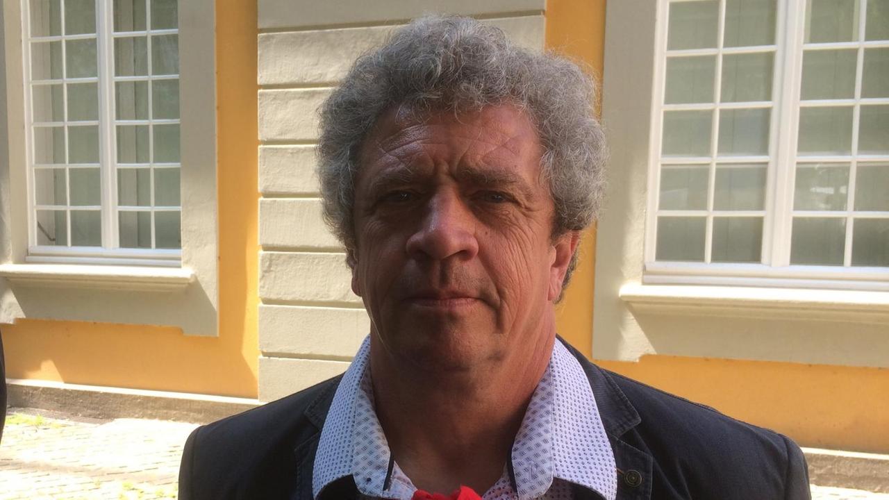Frank van Beethoven hat mittels eines DNA-Tests seine Verwandtschaft zum Komponisten nachgewiesen. Frank van Beethoven hat mittels eines DNA-Tests seine Verwandtschaft zum Komponisten nachgewiesen.