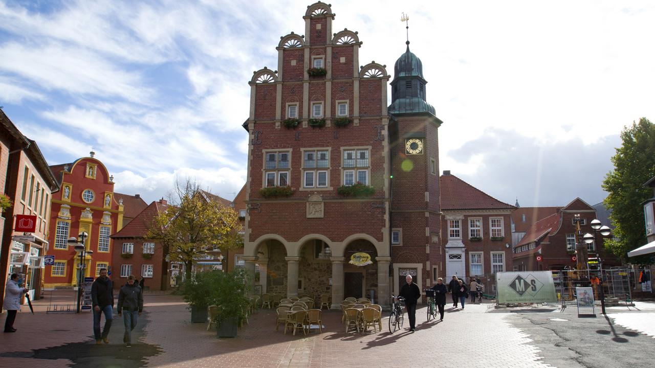 Das Rathaus der Stadt Meppen im Emsland Das Rathaus der Stadt Meppen im Emsland