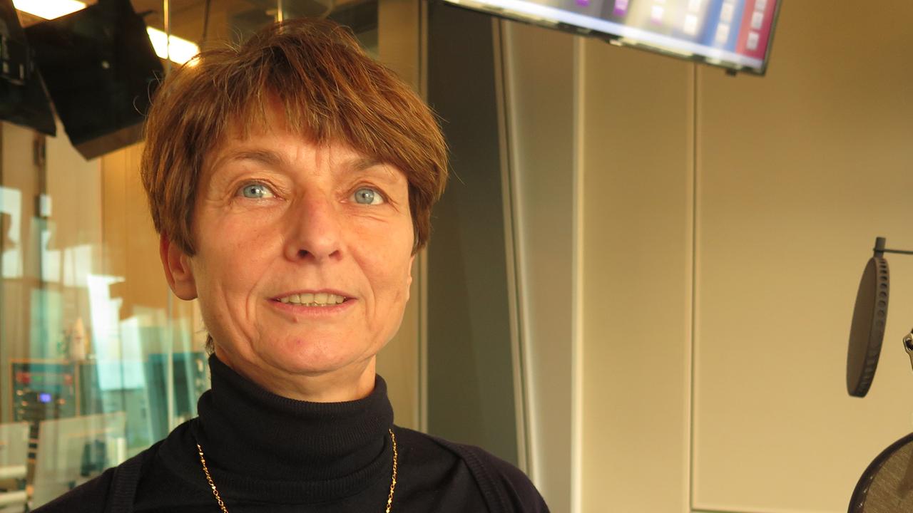 Die Journalistin Jutta Kramm zu Gast bei Deutschlandfunk Kultur. Die Journalistin Jutta Kramm zu Gast bei Deutschlandfunk Kultur.