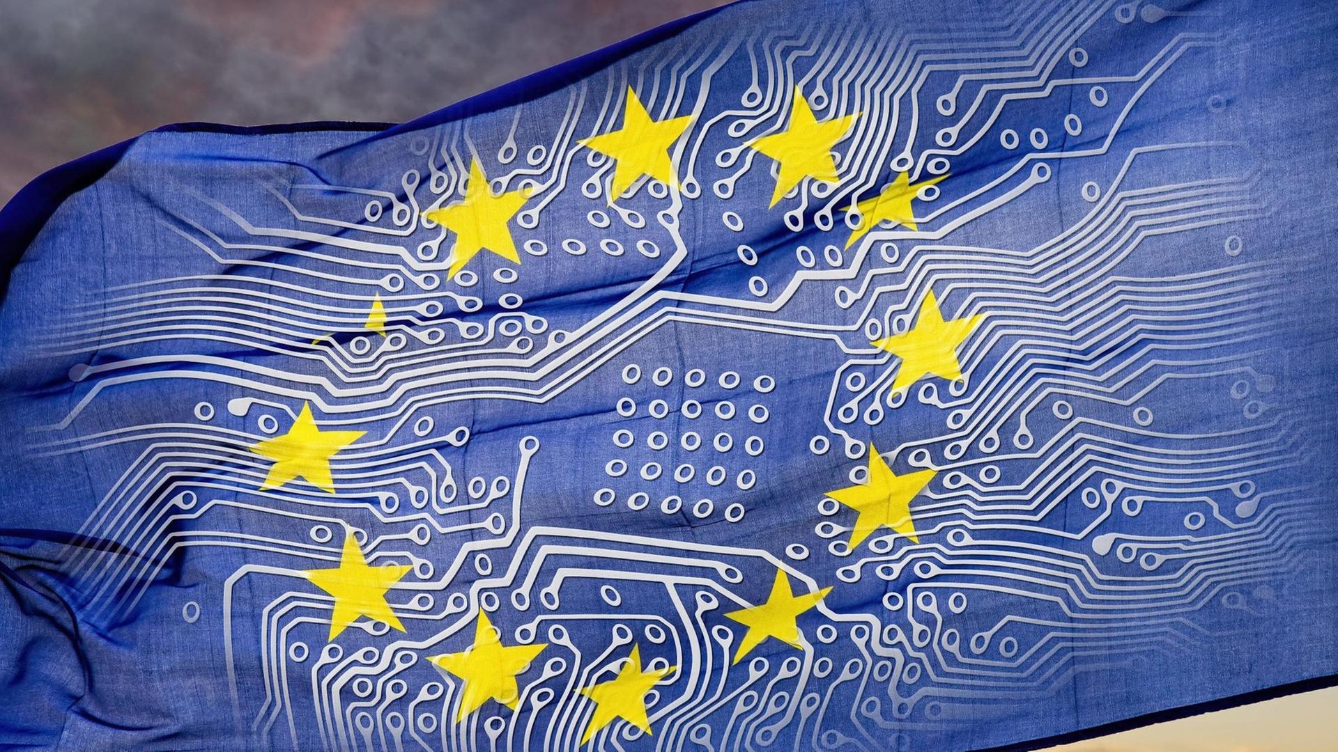 Europäische Flagge mit Platine vor dramatischem Himmel Europäische Flagge mit Platine vor dramatischem Himmel