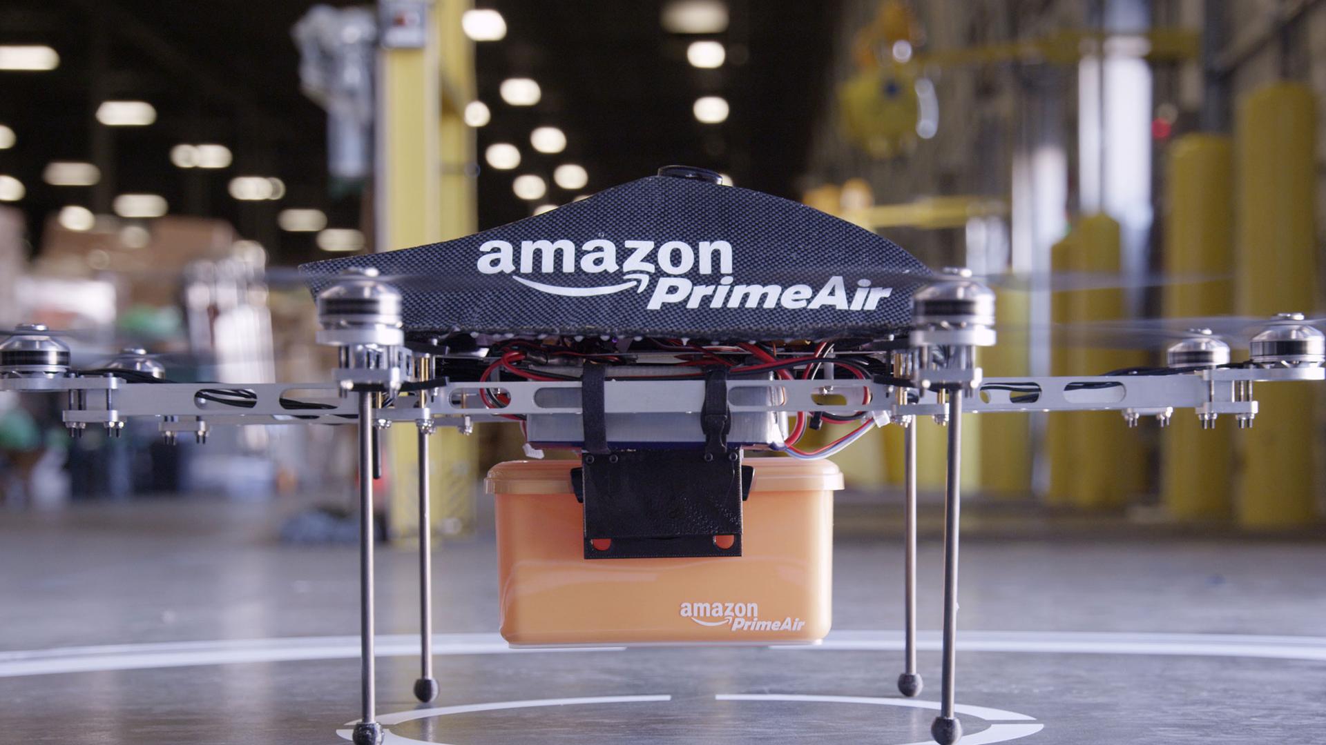 Eine Mini-Drohne des Online-Händlers Amazon Eine Mini-Drohne des Online-Händlers Amazon