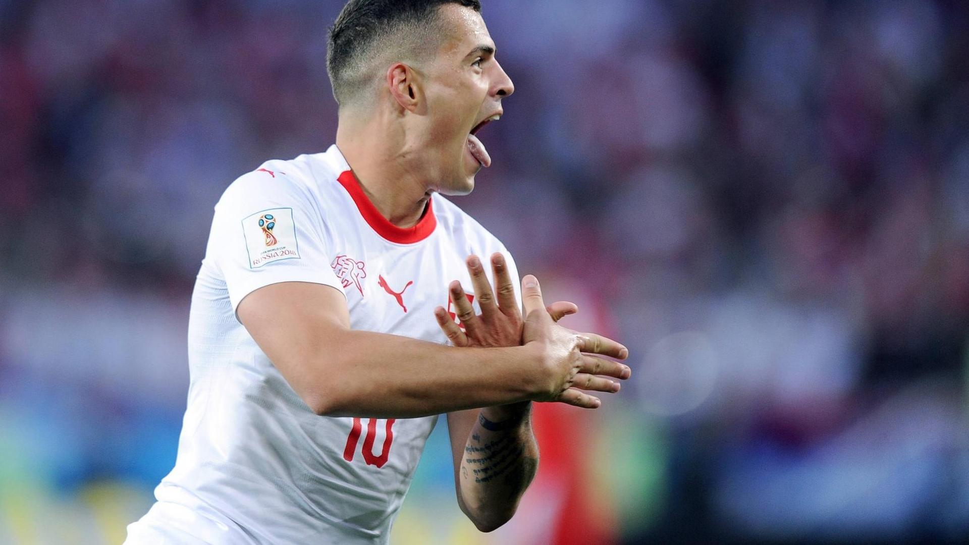 Granit Xhakas umstrittener Torjubel WM 2018 im Spiel Schweiz gegen Serbien am 22.06.2018. Granit Xhakas umstrittener Torjubel WM 2018 im Spiel Schweiz gegen Serbien am 22.06.2018.