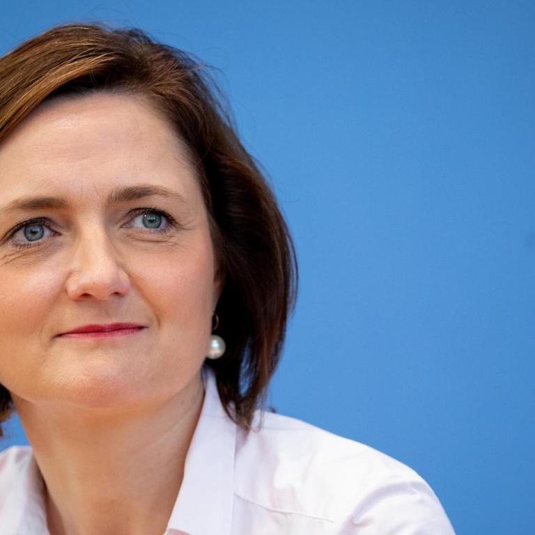  Simone Lange (SPD), stellt im September 2018 bei der Vorstellung der Bewegung "Aufstehen".
