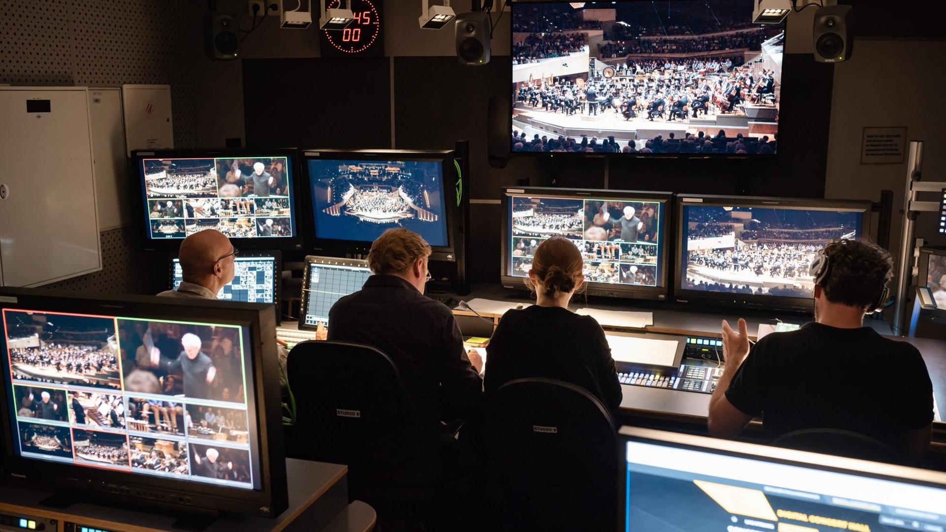 Blick ins Studio der Digital Concert Hall der Berliner Philharmoniker. Blick ins Studio der Digital Concert Hall der Berliner Philharmoniker.