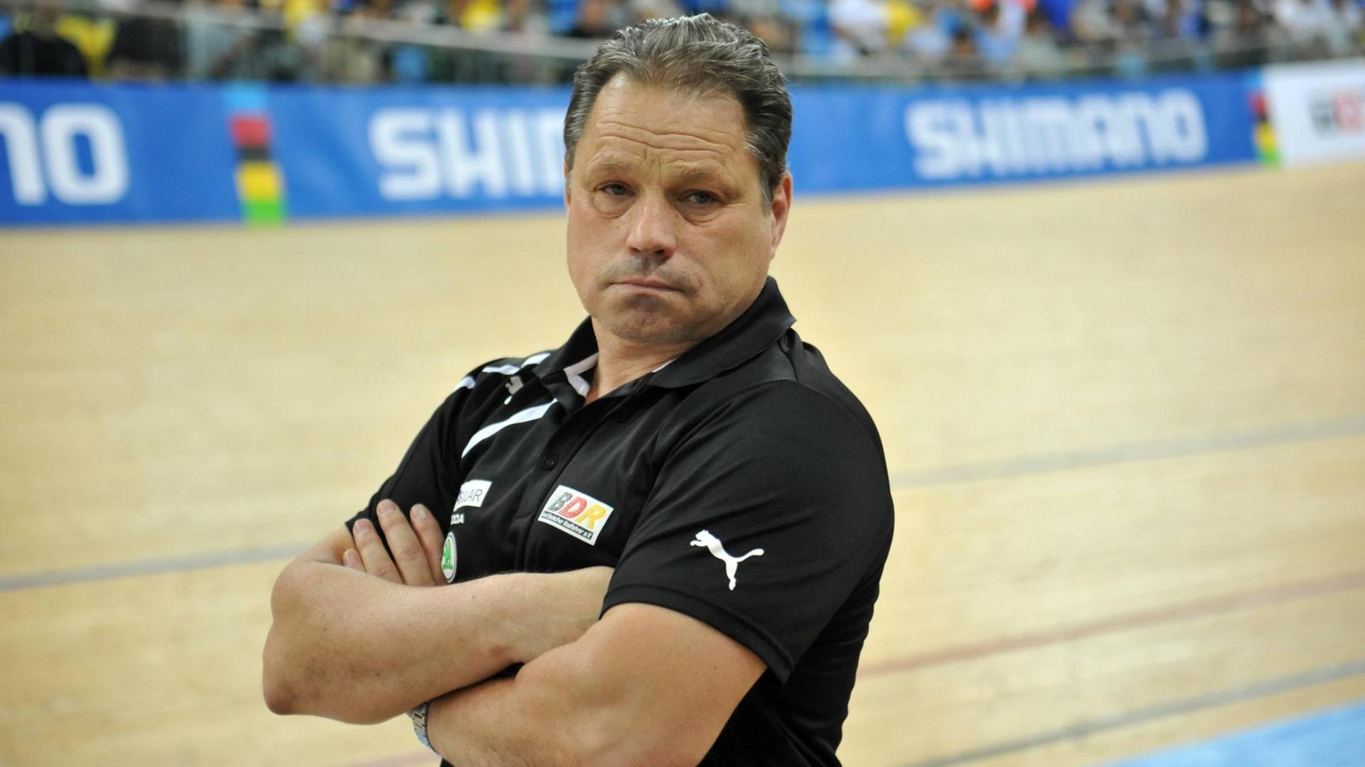 UCI 2017 Track cycling Rad Radsport Bahnrad Bahn World Championships Hong Kong 16th April 2017 UCI 2017 Track Cycling World Championships. Womens Keirin second round. German trainer Detlef Uibel PUBLICATIONxINxGERxSUIxAUTxHUNxONLY UCI 2017 Track Cycling Wheel Cycling Track Railway World Championships Hong Kong 16th April 2017 UCI 2017 Track Cycling World Championships Women\u0026#39;s Keirin Second Round German team manager Detlef Uibel PUBLICATIONxINxGERxSUIxAUTxHUNxONLY UCI 2017 Track cycling Rad Radsport Bahnrad Bahn World Championships Hong Kong 16th April 2017 UCI 2017 Track Cycling World Championships. Womens Keirin second round. German trainer Detlef Uibel PUBLICATIONxINxGERxSUIxAUTxHUNxONLY UCI 2017 Track Cycling Wheel Cycling Track Railway World Championships Hong Kong 16th April 2017 UCI 2017 Track Cycling World Championships Women\u0026#39;s Keirin Second Round German team manager Detlef Uibel PUBLICATIONxINxGERxSUIxAUTxHUNxONLY