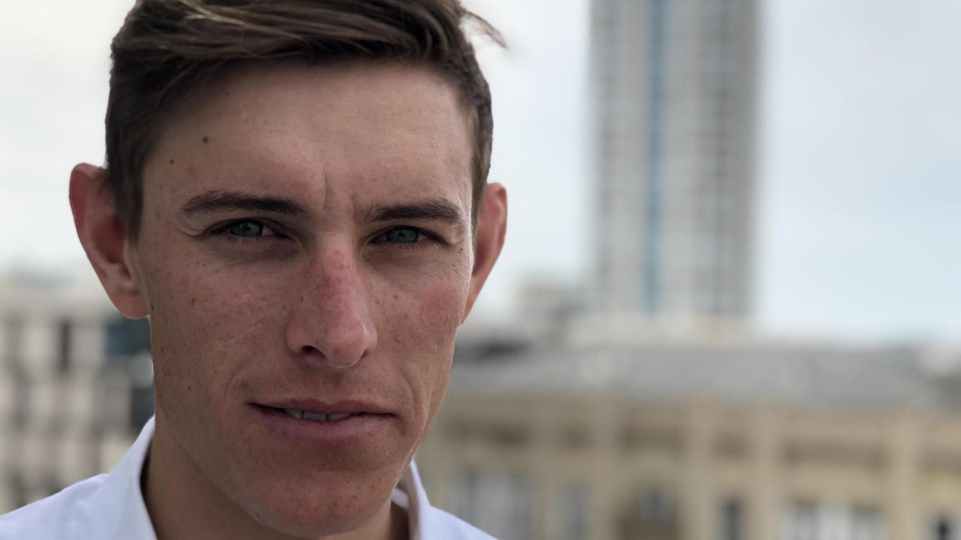 Der deutsche Radprofi Nils Politt bei der Präsentation seines Teams "Israel Start-up Nation". Der deutsche Radprofi Nils Politt bei der Präsentation seines Teams "Israel Start-up Nation".
