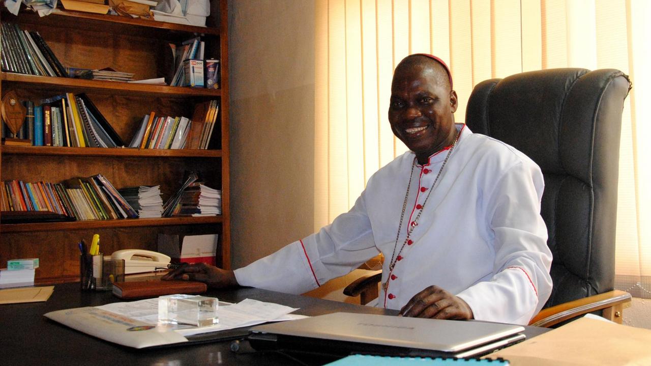 Matthew Man-oso Ndagoso ist katholischer Erzbischof in Kaduna