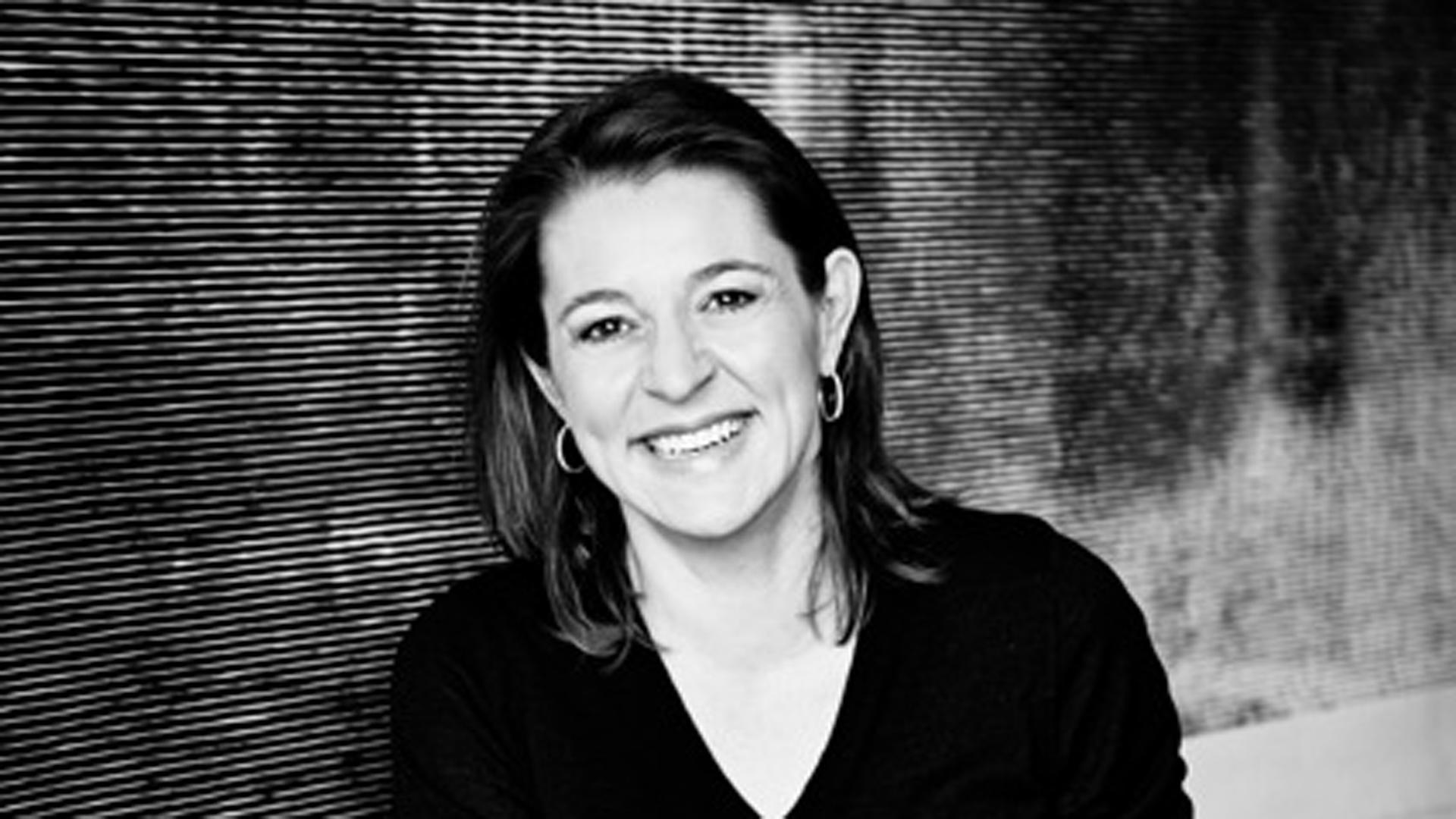 Die Kölner Journalistin und Schriftstellerin Husch Josten Die Kölner Journalistin und Schriftstellerin Husch Josten