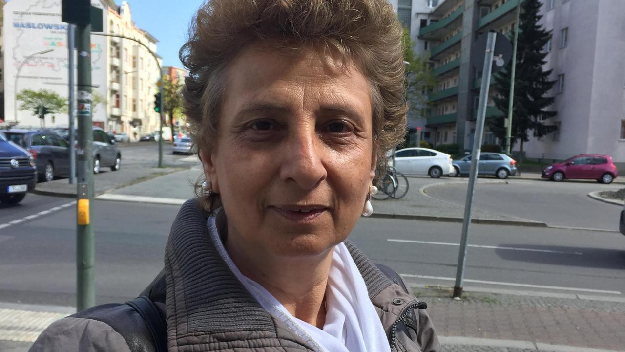 Mona Asaad - syrische Anwältin in Berlin.