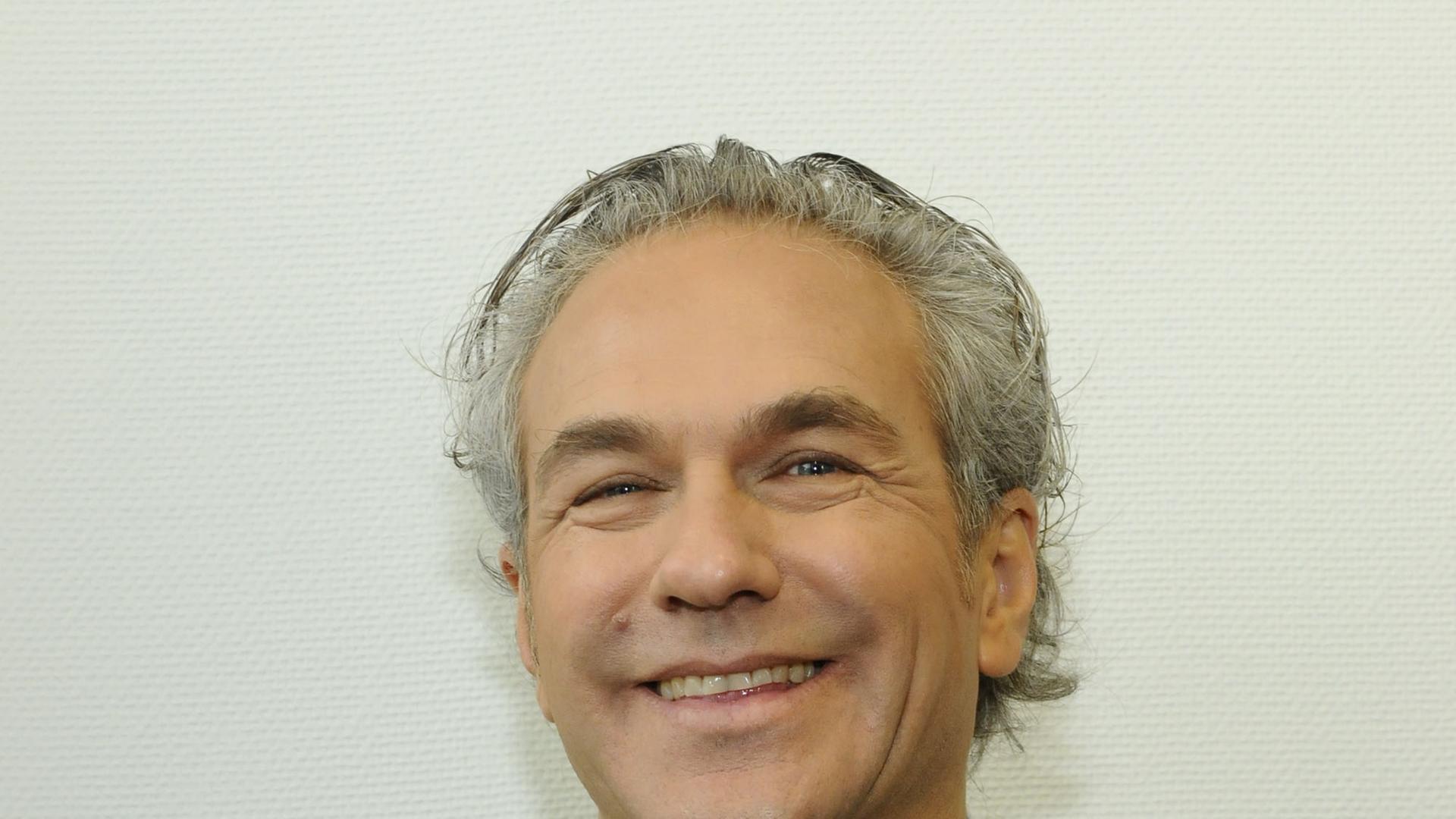 Der Schweizer Jurist Antoine F. Goetschel. Drei Jahre lang bekleidete er das weltweit einzigartige Amt eines Tieranwaltes im Kanton Zürich. Der Schweizer Jurist Antoine F. Goetschel. Drei Jahre lang bekleidete er das weltweit einzigartige Amt eines Tieranwaltes im Kanton Zürich.