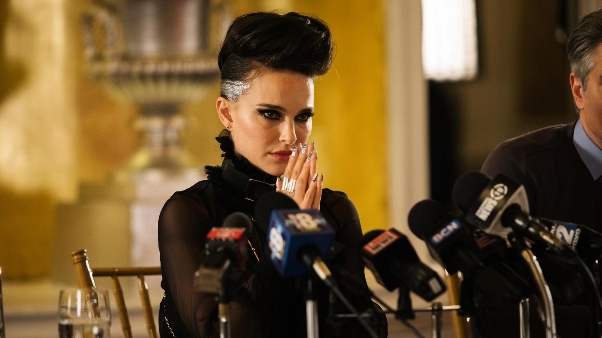 Natalie Portman als Pop-Ikone Celeste im Film "Vox Lux" Natalie Portman als Pop-Ikone Celeste im Film "Vox Lux"