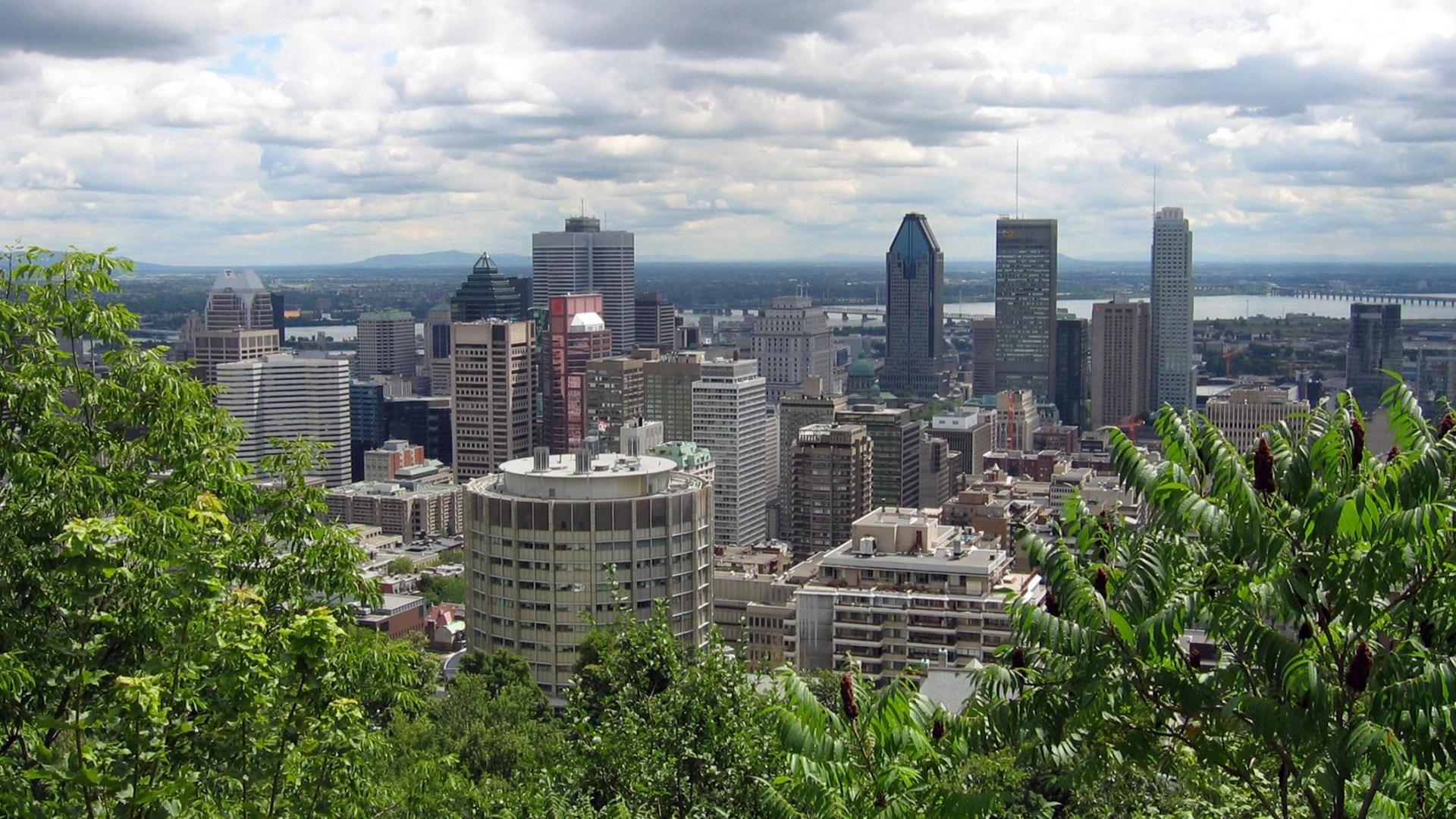 Kanada: Skyline von Montreal. | Verwendung weltweit