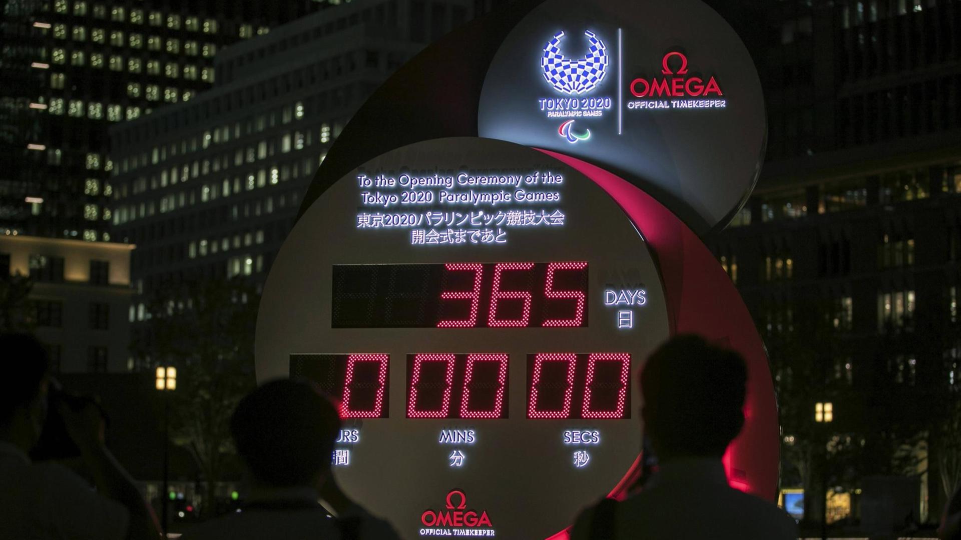 200824 -- TOKYO, Aug. 24, 2020 -- Photo taken on Aug. 24, 2020 shows a countdown clock displaying 365 days to go until the start of the postponed Tokyo 2020 Paralympic Games in Tokyo, Japan. SPJAPAN-TOKYO-PARALYMPIC-ONE YEAR TO GO DuxXiaoyi PUBLICATIONxNOTxINxCHN 200824 -- TOKYO, Aug. 24, 2020 -- Photo taken on Aug. 24, 2020 shows a countdown clock displaying 365 days to go until the start of the postponed Tokyo 2020 Paralympic Games in Tokyo, Japan. SPJAPAN-TOKYO-PARALYMPIC-ONE YEAR TO GO DuxXiaoyi PUBLICATIONxNOTxINxCHN