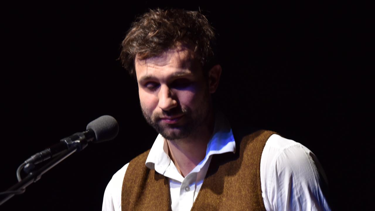 Autor Takis Würger beim Debütpreis der lit.COLOGNE am 11.03.2017 in Köln auf der Lit.Cologne, dem interationalen Literaturfest. Autor Takis Würger beim Debütpreis der lit.COLOGNE am 11.03.2017 in Köln auf der Lit.Cologne, dem interationalen Literaturfest.