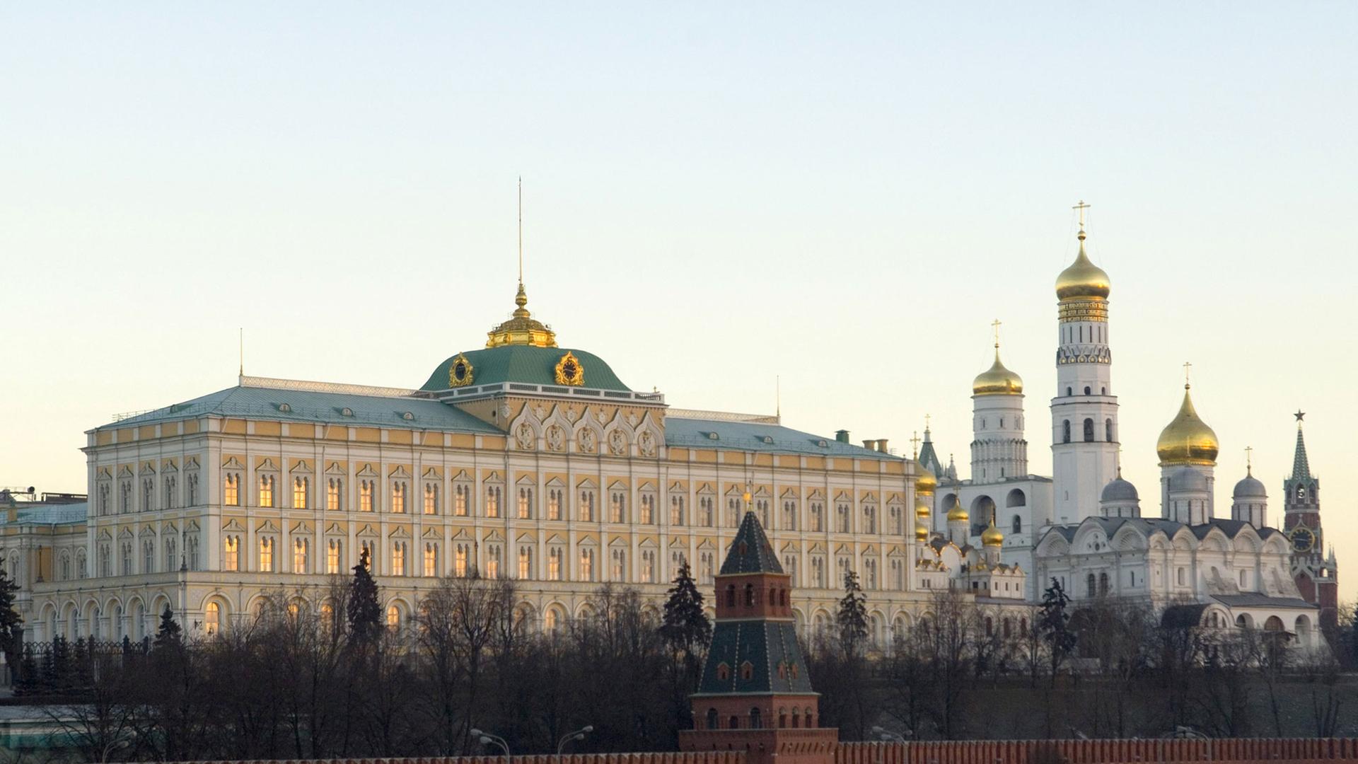 Der Kreml an den Ufern der Moskwa in Moskau. Der Kreml an den Ufern der Moskwa in Moskau.