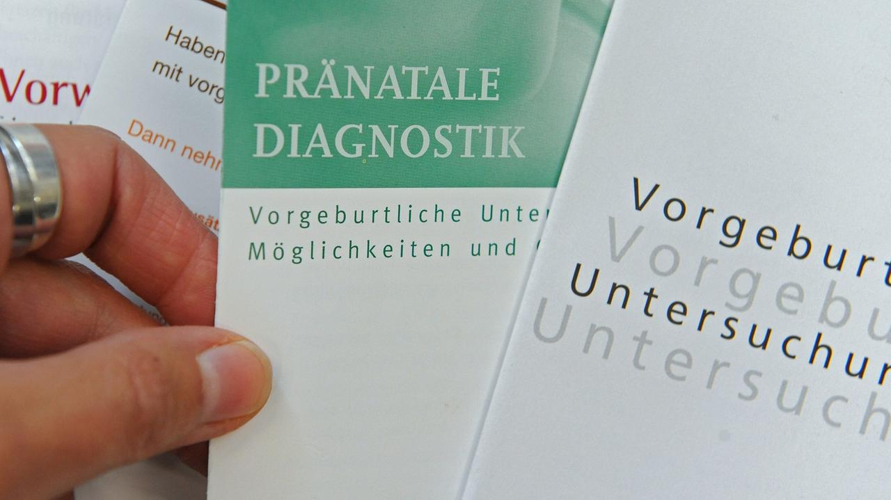 Eine Broschüre zur pränatalen Diagnostik Eine Broschüre zur pränatalen Diagnostik
