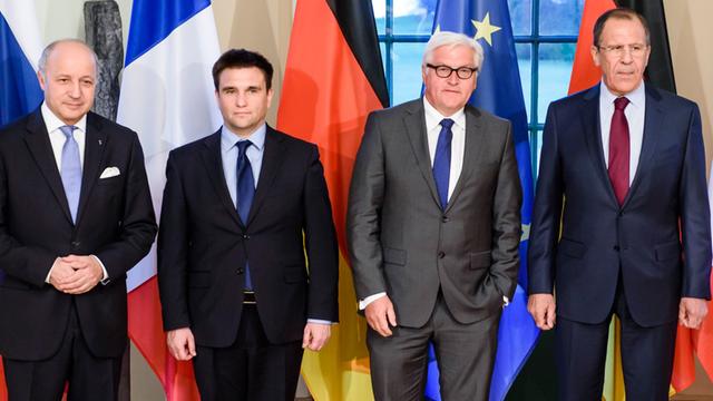 Die Außenminister (v.l.n.r.) Laurent Fabius (Frankreich), Pawlo Klimkin (Ukraine), Frank-Walter Steinmeier (Deutschland) und Sergej Lawrow (Russland) in Berlin.