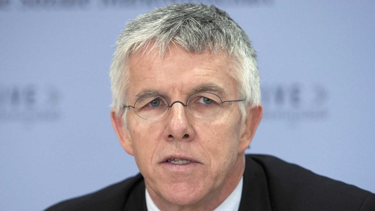Thomas Straubhaar, Professor für internationale Wirtschaftsbeziehungen an der Uni Hamburg Thomas Straubhaar, Professor für internationale Wirtschaftsbeziehungen an der Uni Hamburg