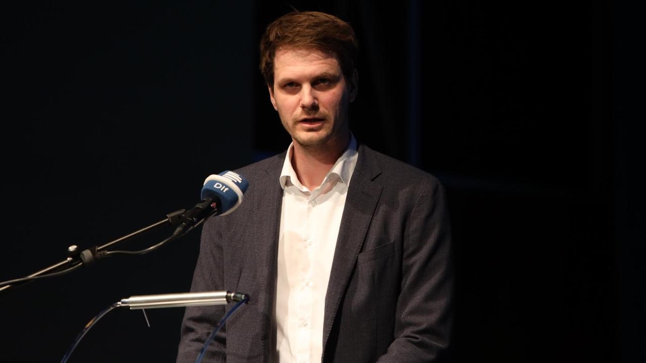 Sportpädagoge Thomas Wendeborn bei der 8. Sportkonferenz im Deutschlandfunk – Games must go on, braucht der Sport den E-Sport? Sportpädagoge Thomas Wendeborn bei der 8. Sportkonferenz im Deutschlandfunk – Games must go on, braucht der Sport den E-Sport?