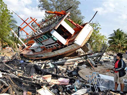 Zerstörungen nach dem Tsunami in Khao Lak