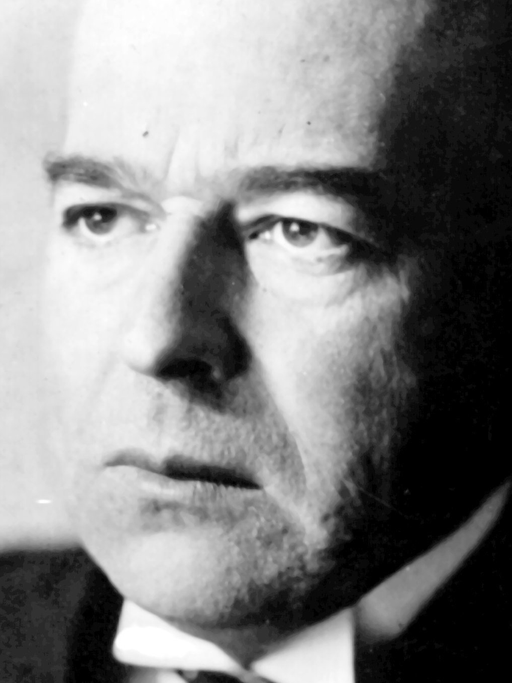 Der Kultur- und Geschichtsphilosoph Oswald Spengler in einer zeitgenössischen Aufnahme. Er wurde am 29. Mai 1880 in Blankenburg geboren und ist am 8. Mai 1936 in München gestorben.