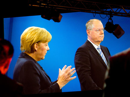Merkel und Steinbrück im ersten und einzige Fernsehstreitgespräch Merkel und Steinbrück im ersten und einzige Fernsehstreitgespräch