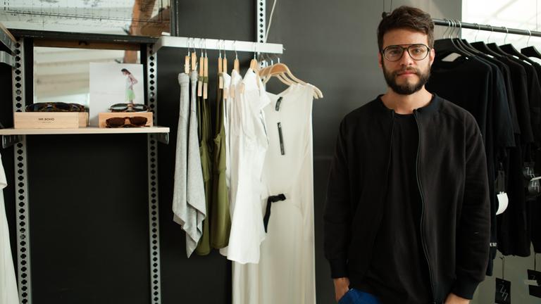 Der Designer Camilo Alvarez aus Medellin Der Designer Camilo Alvarez aus Medellin