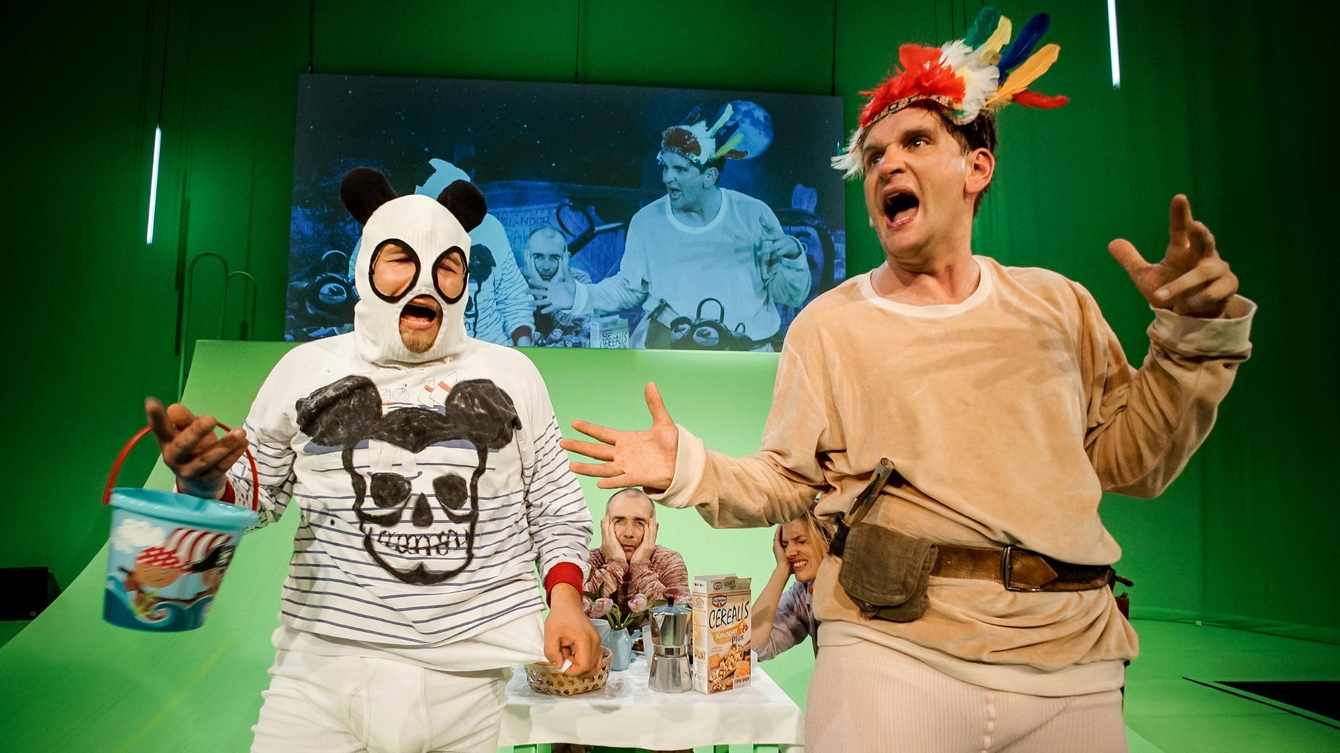 Damir Avdic und Sebastian Schwarz in "Peng". Damir Avdic und Sebastian Schwarz in "Peng".