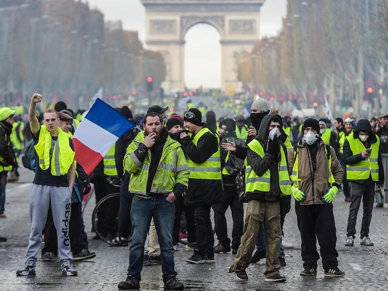 Der Protest der "Gelbwesten" ist vor allem in Paris eskaliert.