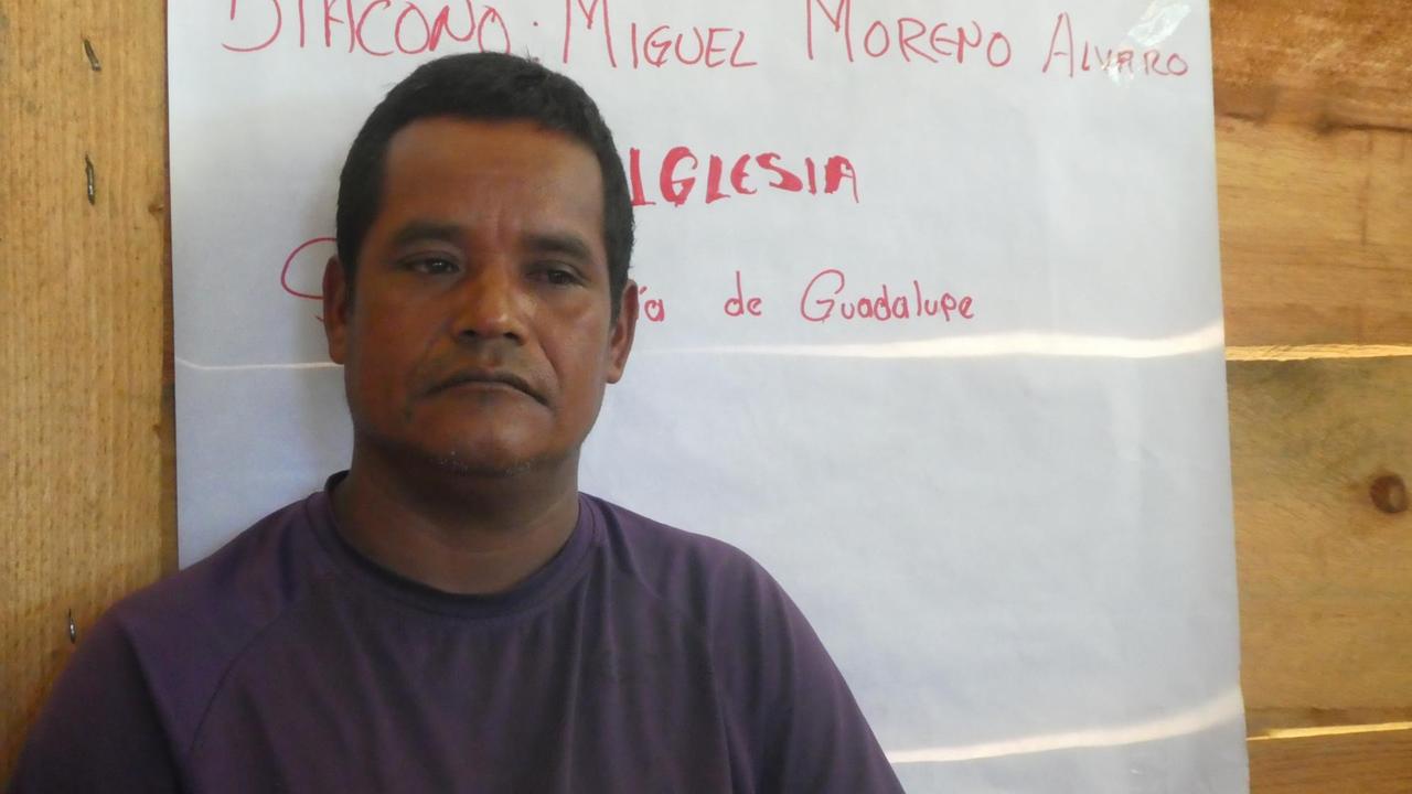 Mariano Moreno, Gemeindeleiter der Dorfes "Centro Triaquil" glaubt, dass die mexikanische Regierung nichts für die Indigenen tut. Mariano Moreno, Gemeindeleiter der Dorfes "Centro Triaquil" glaubt, dass die mexikanische Regierung nichts für die Indigenen tut.