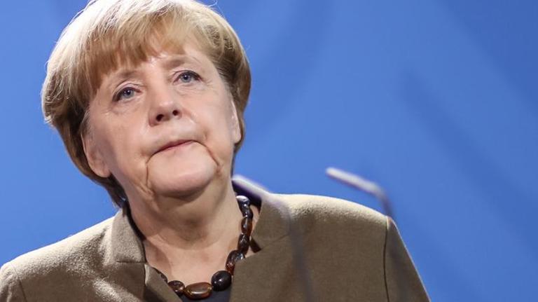 Die Kanzlerin nimmt Stellung zum Terroranschlag in Berlin, nachdem der Verdächtige Anis Amri in Italien erschossen wurde. Die Kanzlerin nimmt Stellung zum Terroranschlag in Berlin, nachdem der Verdächtige Anis Amri in Italien erschossen wurde.