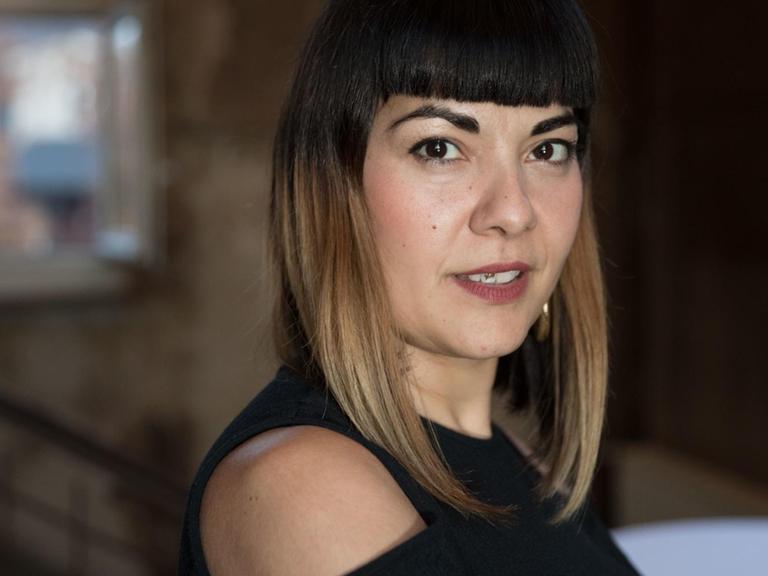 Portrait von Reyhan Sahin.