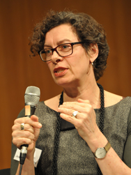 Jeanette Hofmann Politikwissenschaftlerin am Alexander von Humboldt Institut für Internet und Gesellschaft, Berlin, spricht am 21.03.2014 auf dem zweitägigen Kongress (21.+22.03.2014) Literatur Digital im Haus der Kulturen der Welt in Berlin. Jeanette Hofmann Politikwissenschaftlerin am Alexander von Humboldt Institut für Internet und Gesellschaft, Berlin, spricht am 21.03.2014 auf dem zweitägigen Kongress (21.+22.03.2014) Literatur Digital im Haus der Kulturen der Welt in Berlin.