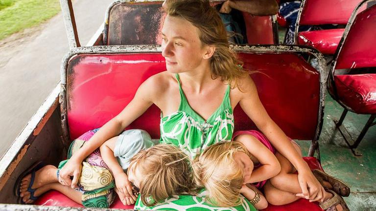 Weite Reisen mit Kleinkindern: Anna Alboth und ihr Mann trauten sich das zu. Weite Reisen mit Kleinkindern: Anna Alboth und ihr Mann trauten sich das zu.