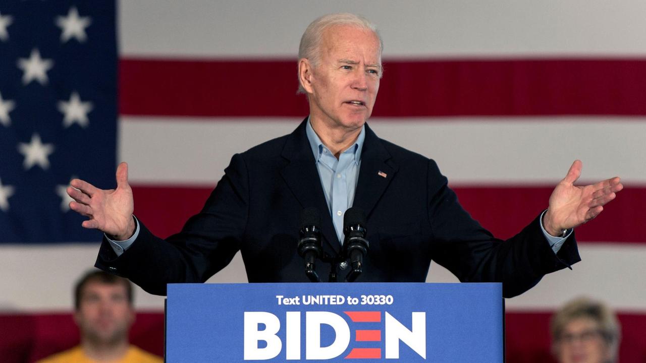 Der US-Demokrat Joe Biden auf einer Wahlkampfveranstaltung am 6. Dezember in Iowa. Der US-Demokrat Joe Biden auf einer Wahlkampfveranstaltung am 6. Dezember in Iowa.