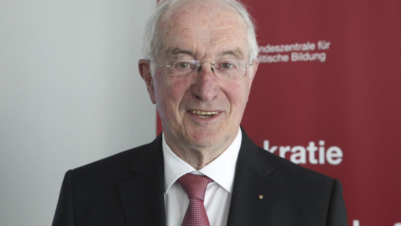 Der Terrorismus-Experte Rolf Tophoven. Der Terrorismus-Experte Rolf Tophoven.