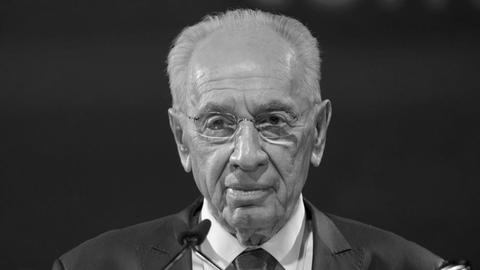 Shimon Peres starb im Alter von 93 Jahren an den Folgen eines Schlaganfalls.