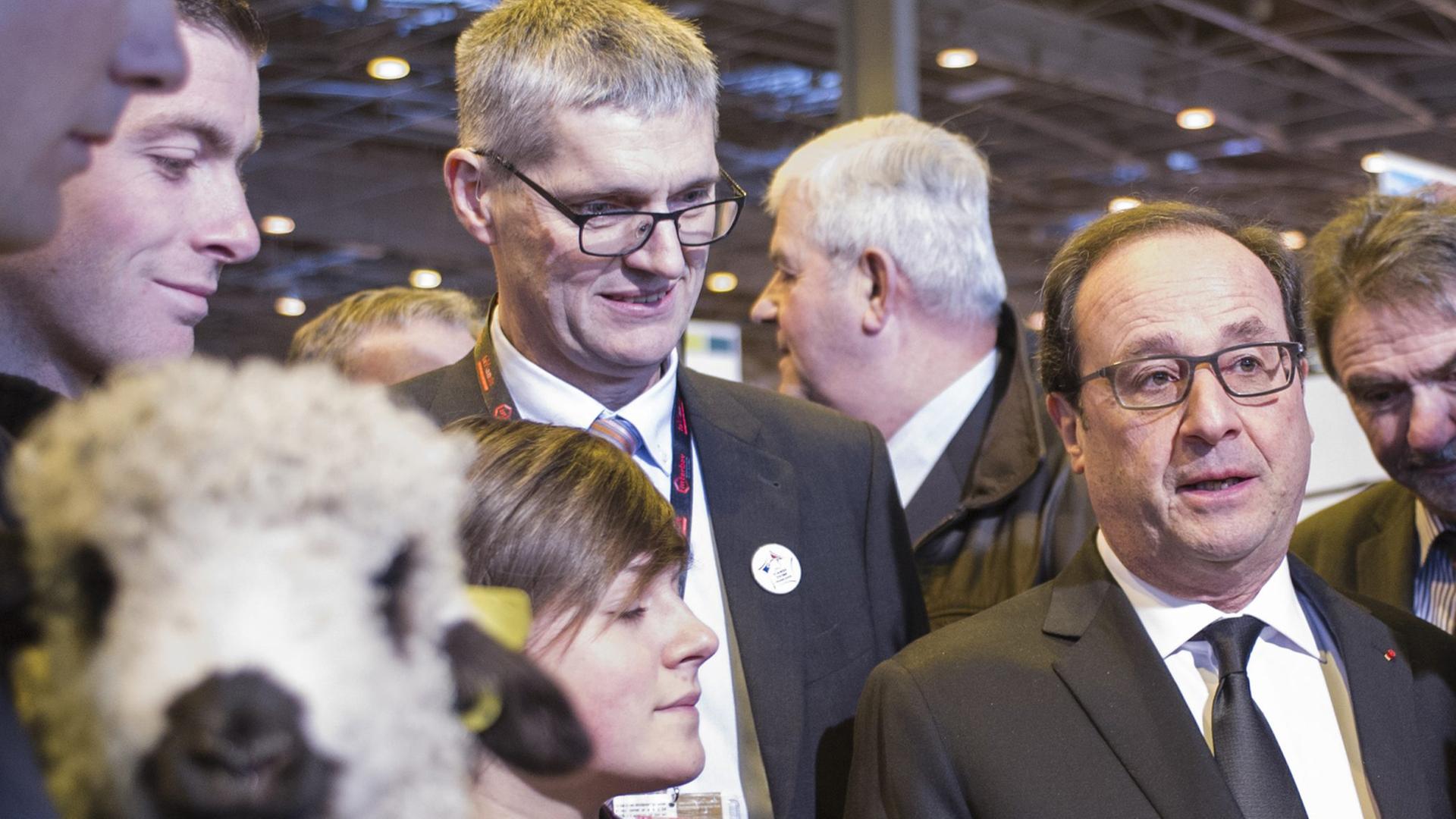 Der französische Präsident Francois Hollande bei seinem Besuch des Salon de l'agriculture in Paris im Jahr 2015.