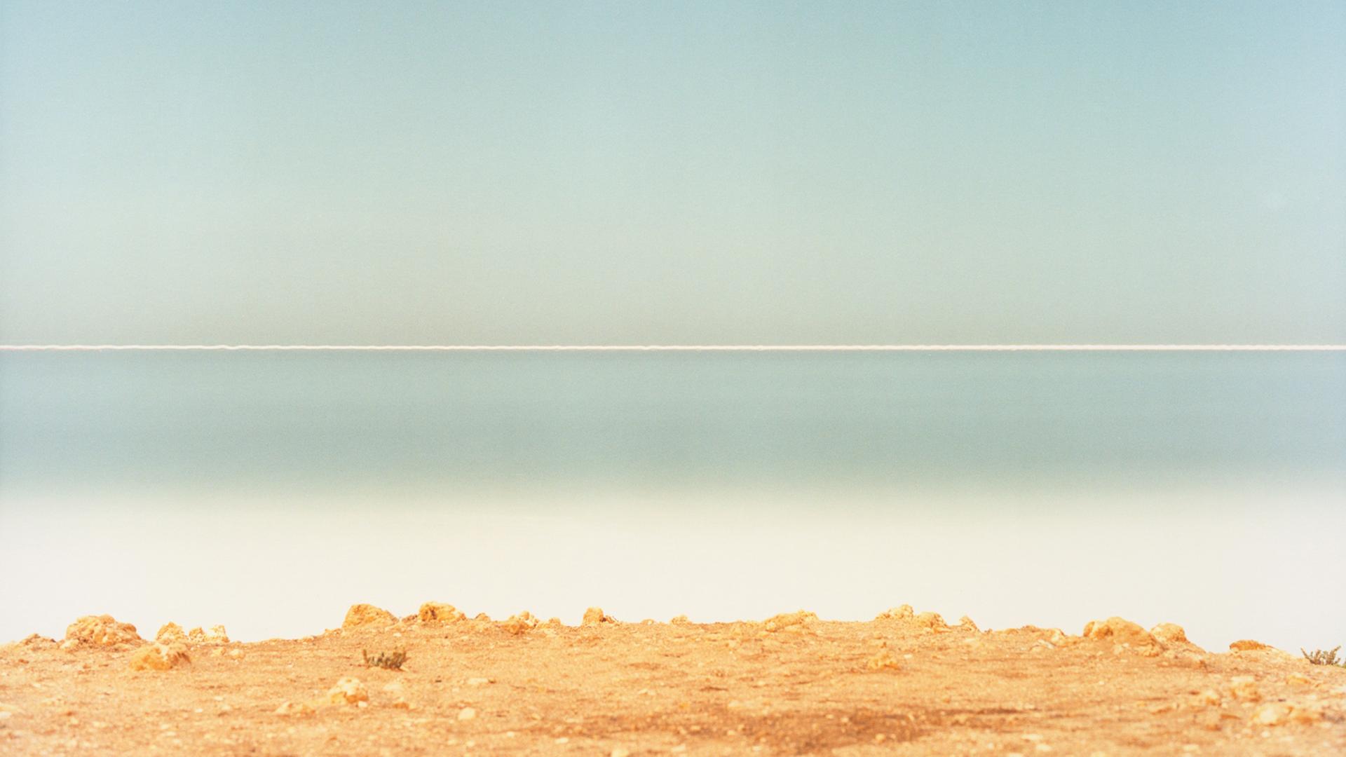 Die Atlantikküste bei Taghazout im Süden Marokkos - Ausschnitt. Aufgenommen von Otto Reitsperger nachts mit extrem langer Belichtungszeit. Die Atlantikküste bei Taghazout im Süden Marokkos - Ausschnitt. Aufgenommen von Otto Reitsperger nachts mit extrem langer Belichtungszeit.