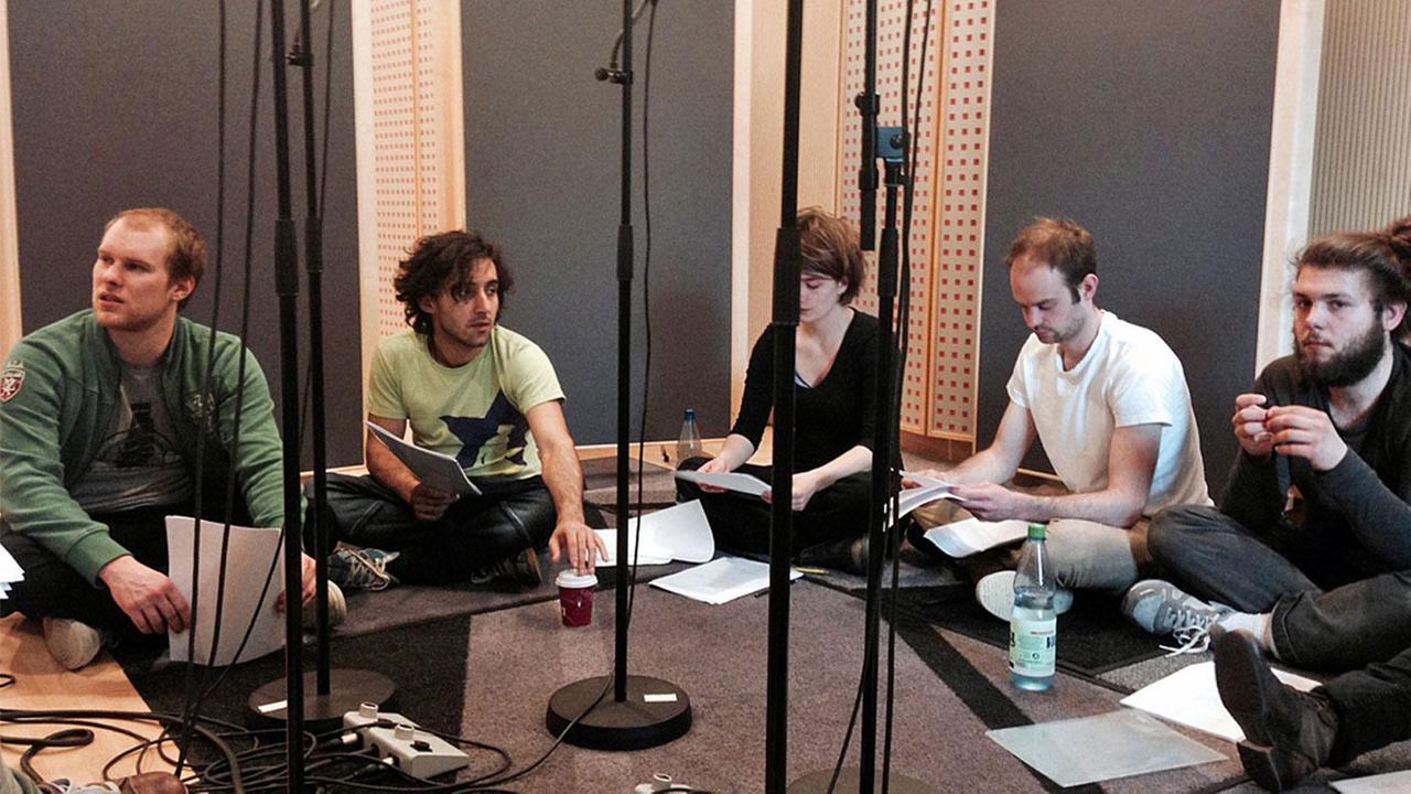 Schauspielstudenten bei der Probe. Schauspielstudenten bei der Probe.