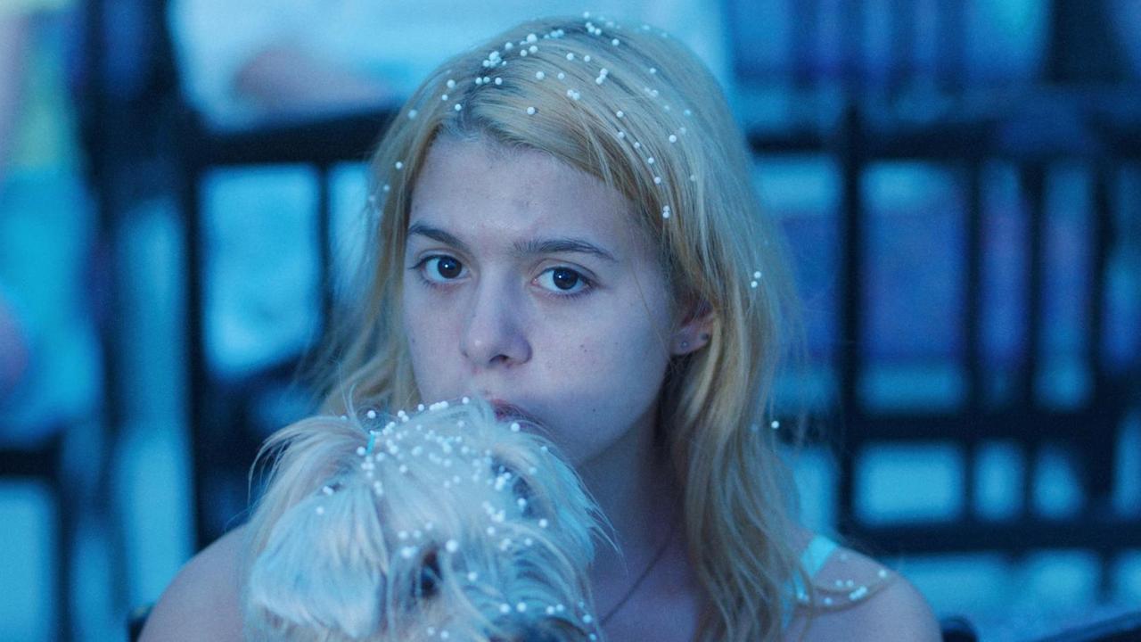 "Take me somewhere nice" von Ena Sendijarevic, gezeigt beim Filmfestival GoEast "Take me somewhere nice" von Ena Sendijarevic, gezeigt beim Filmfestival GoEast