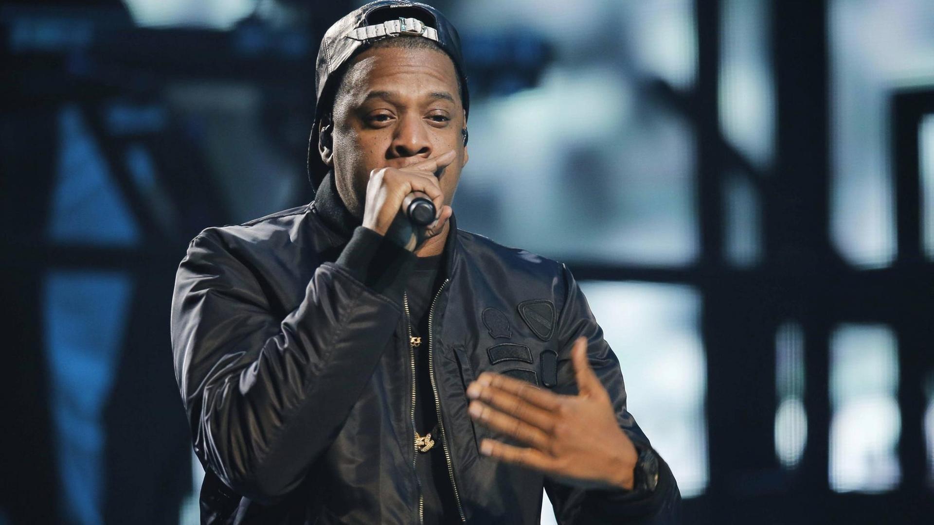 Der Rapper Jay Z während eines Konzertes in Paris Der Rapper Jay Z während eines Konzertes in Paris