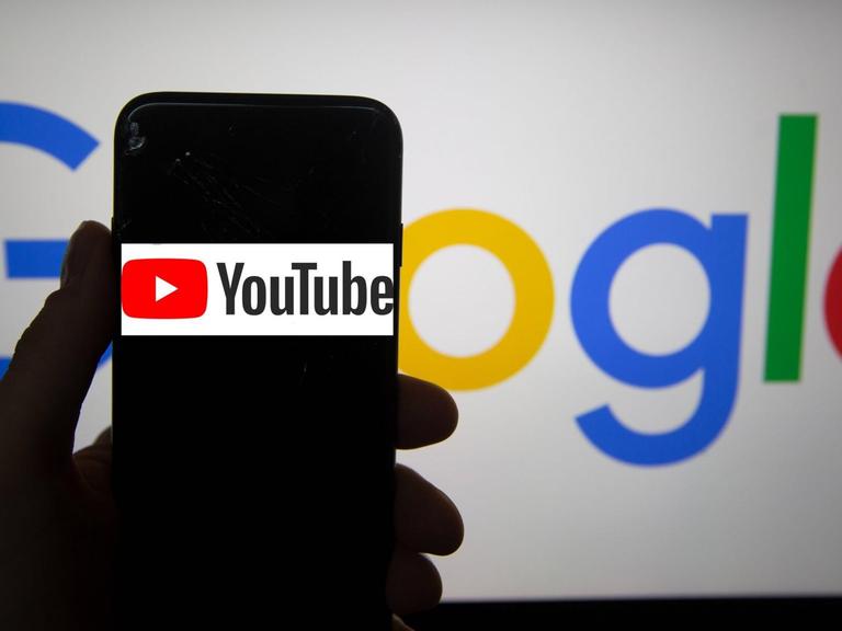 Logo der Internetfirmen Google und Youtube
