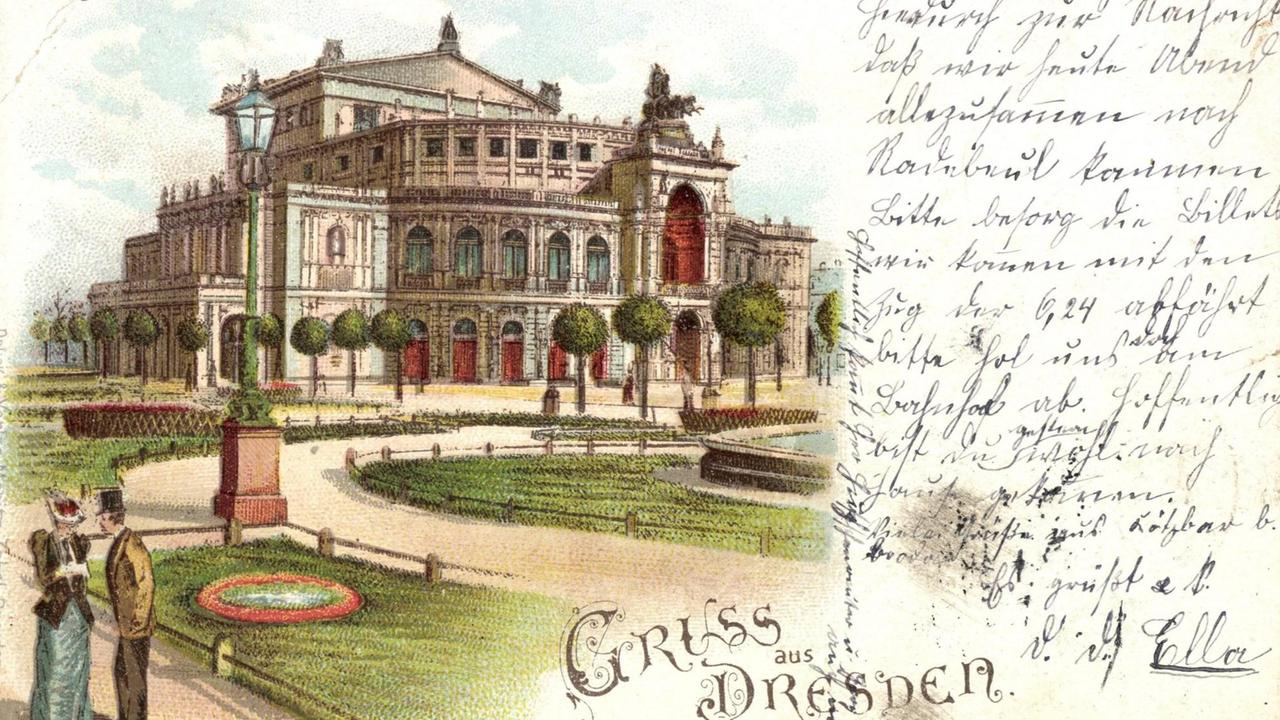 Postkarte mit Blick auf das Königliche Hoftheater in Dresden