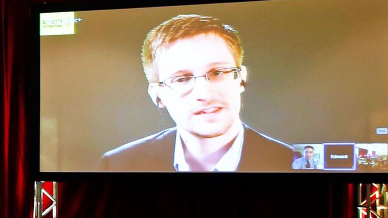 Videokonferenz mit Edward Snowden (hier am 5. April 2014 in Chicago) Videokonferenz mit Edward Snowden (hier am 5. April 2014 in Chicago)
